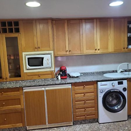 Appartamento Carrer De La Pau Valenza Esterno foto