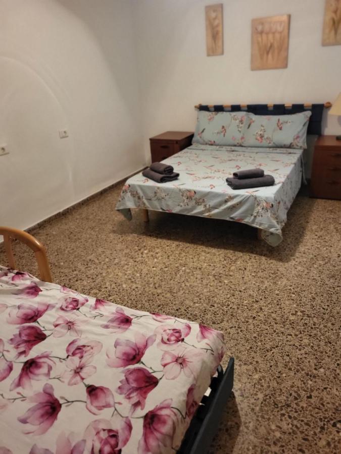 Appartamento Carrer De La Pau Valenza Esterno foto