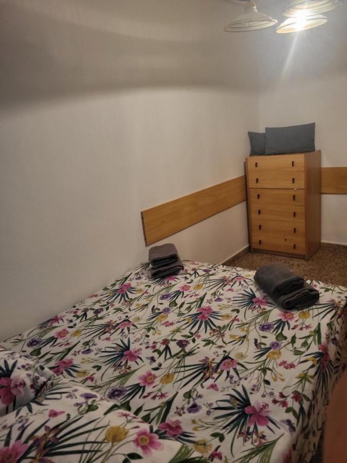 Appartamento Carrer De La Pau Valenza Esterno foto